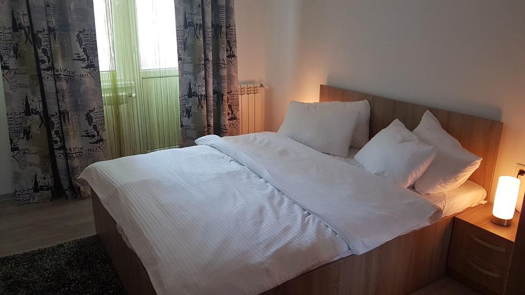 Apartament Bonami Appartamento Sibiu Esterno foto