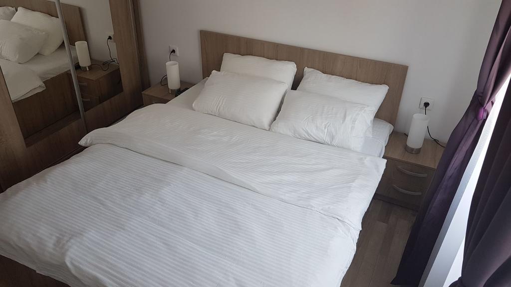 Apartament Bonami Appartamento Sibiu Esterno foto